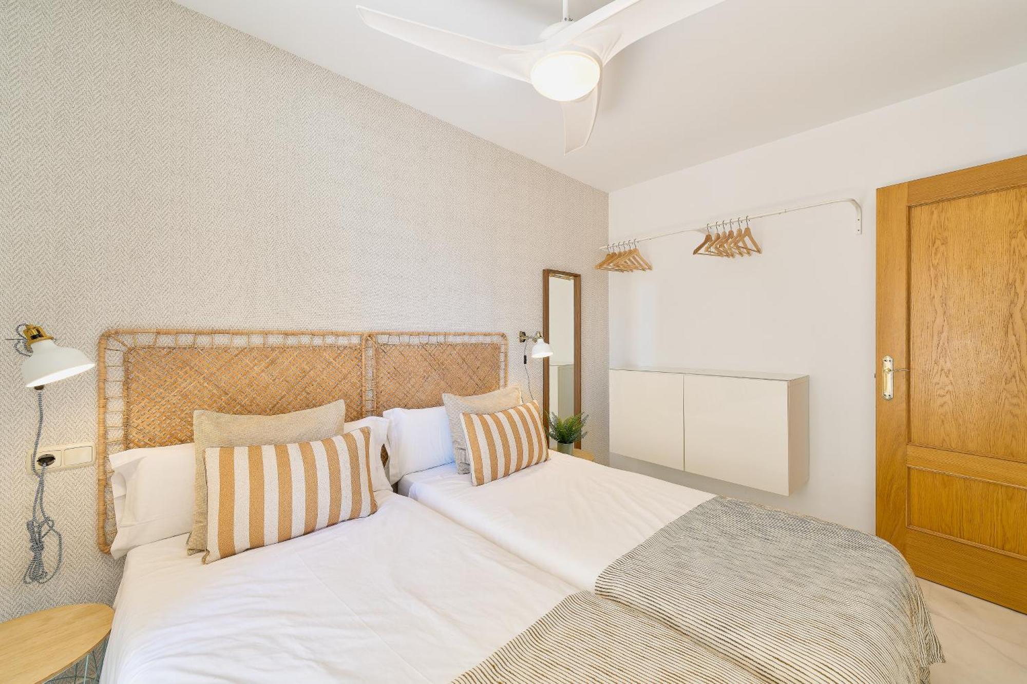 Fuengirola Beach Apartment By Stay Belonio Esterno foto