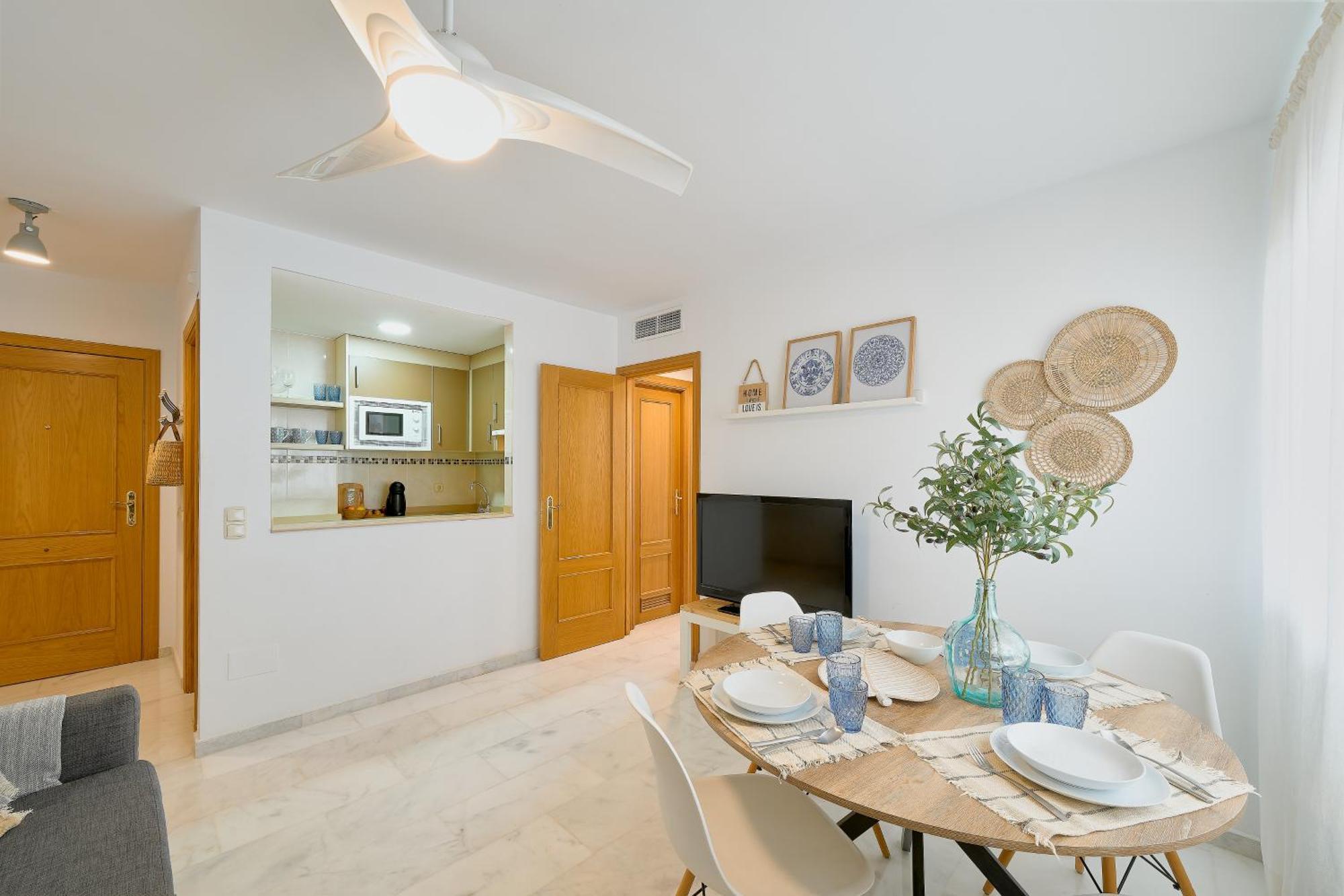 Fuengirola Beach Apartment By Stay Belonio Esterno foto