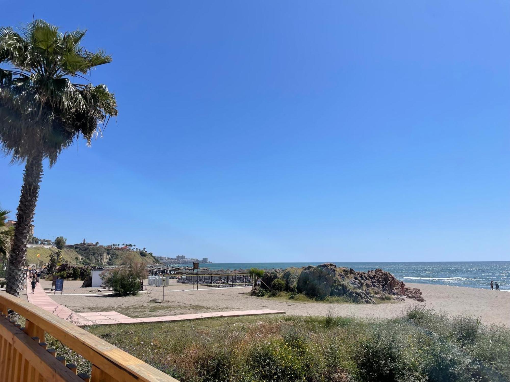 Fuengirola Beach Apartment By Stay Belonio Esterno foto