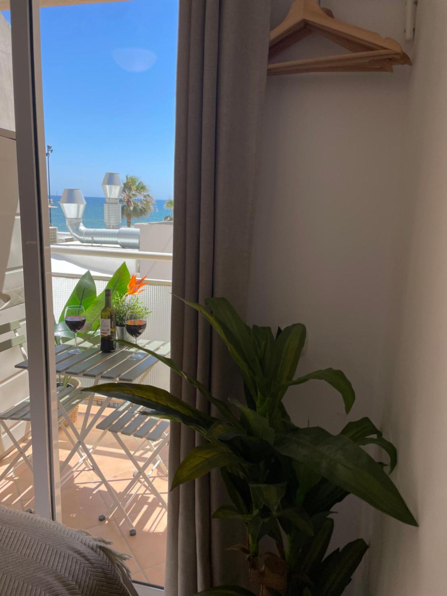 Fuengirola Beach Apartment By Stay Belonio Esterno foto