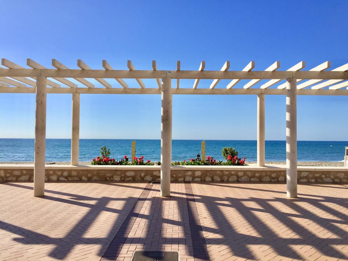 Fuengirola Beach Apartment By Stay Belonio Esterno foto